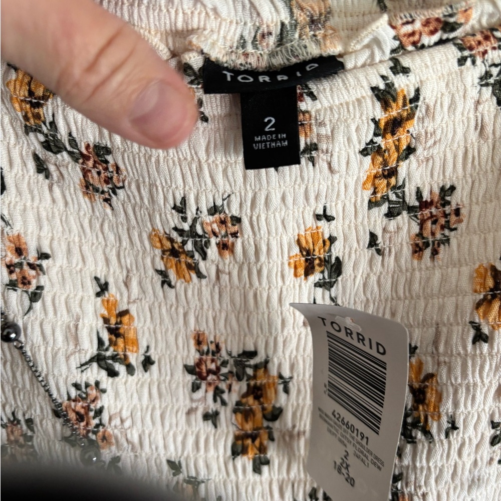 TORRID Floral Midi Gauze Dress with 3/4 Sleeves Lined SIZE 2 NWT Retails $89.90 - Picture 4 of 15